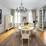 Pinterest Apartment In The City Center