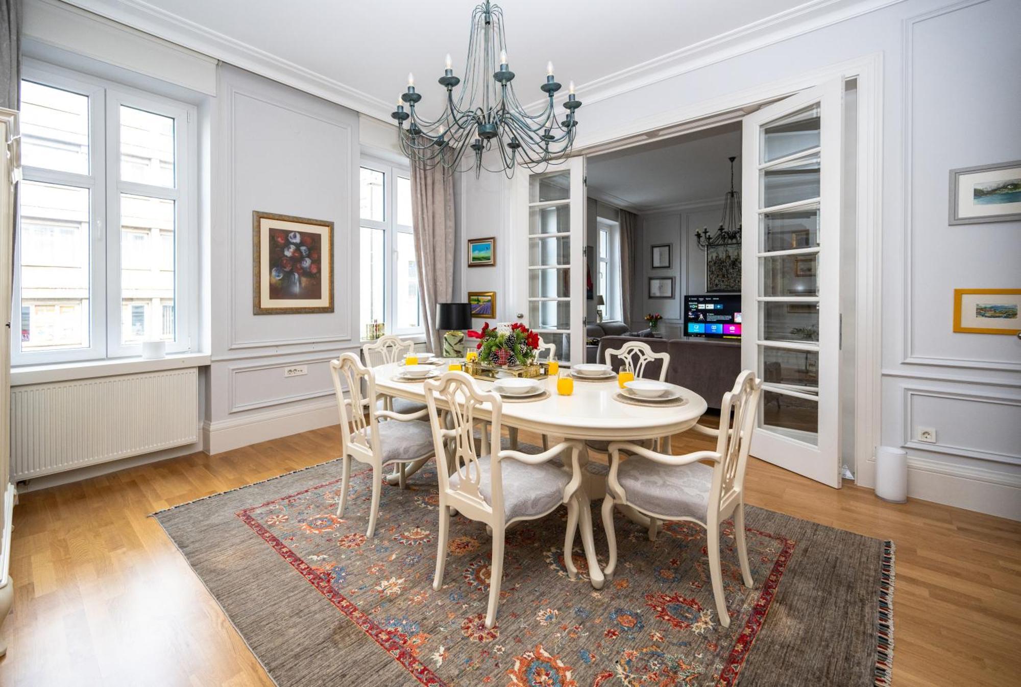 Apartma Pinterest In The Center