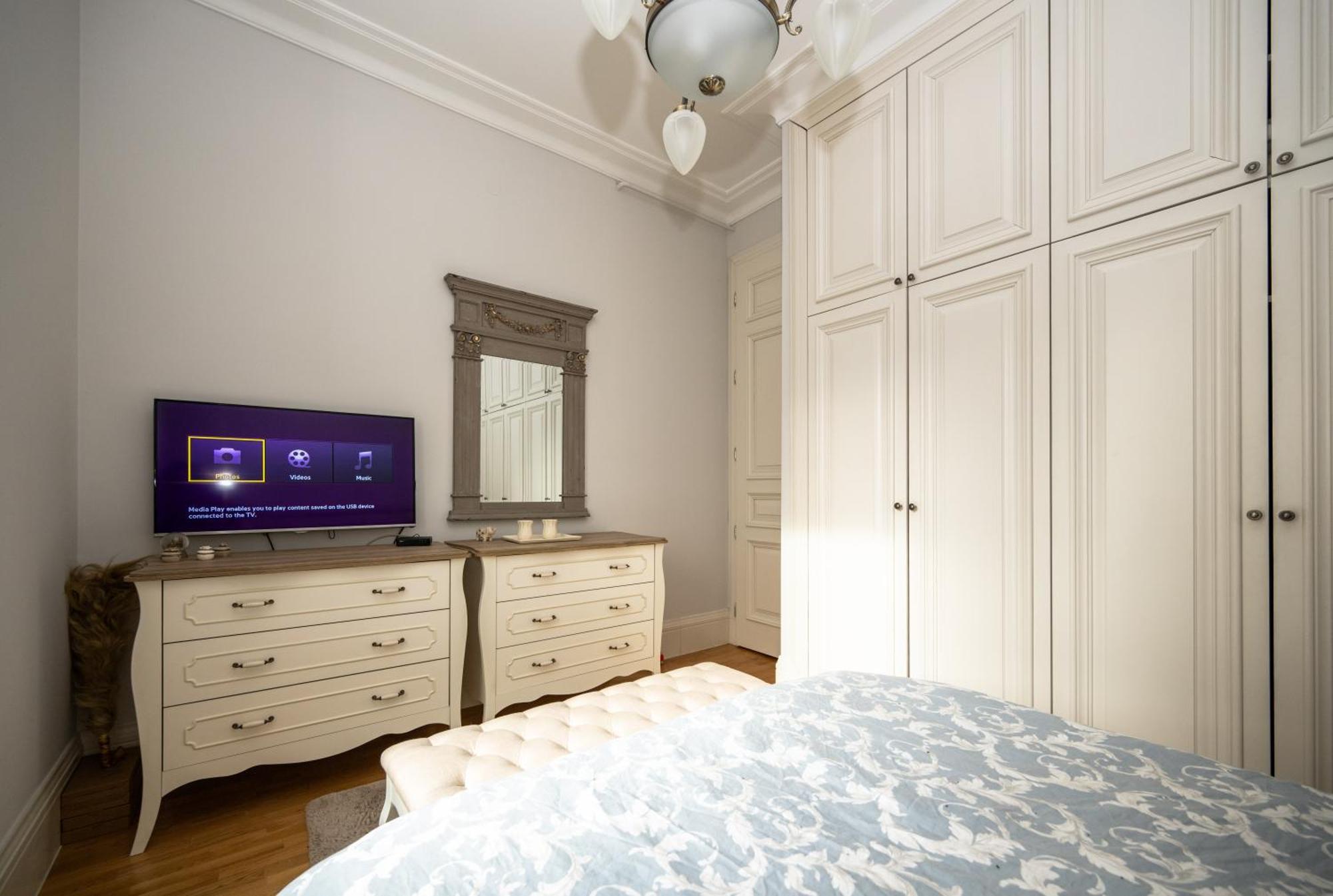 Apartma Pinterest In The Center